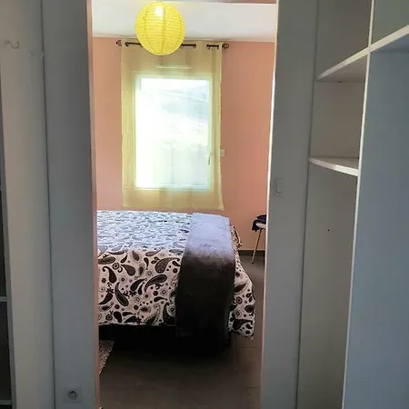 Дом отдыха De La Longere *